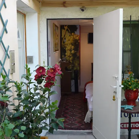 Logis Victorine 2*