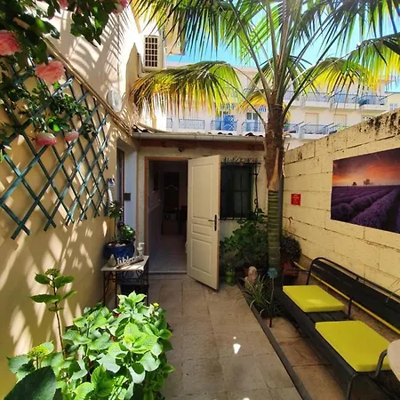 Logis Victorine Hotell 2*