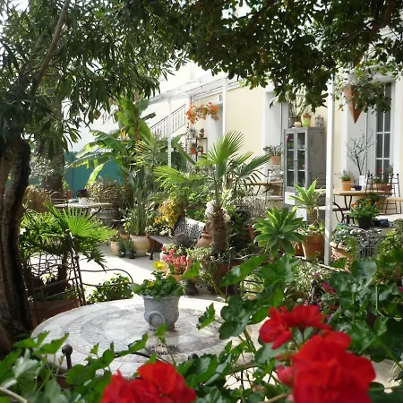 Logis Victorine 2* Nice