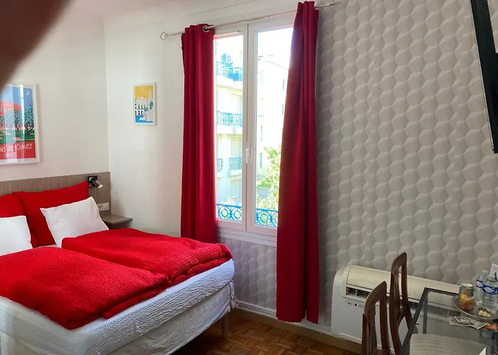 Szálloda Logis Victorine Nizza