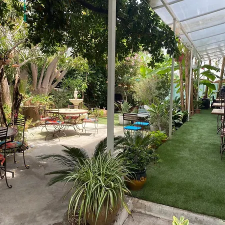 Hotel Logis Victorine