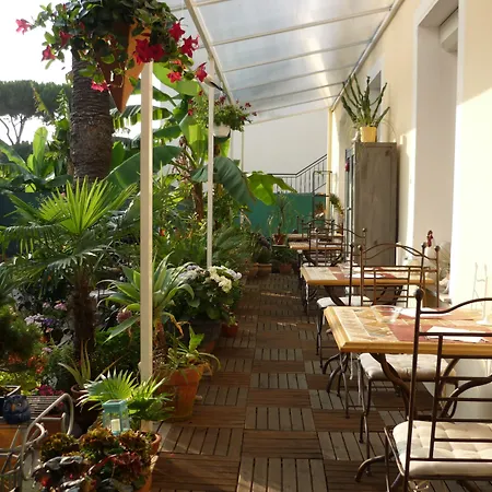 Hotel Logis Victorine