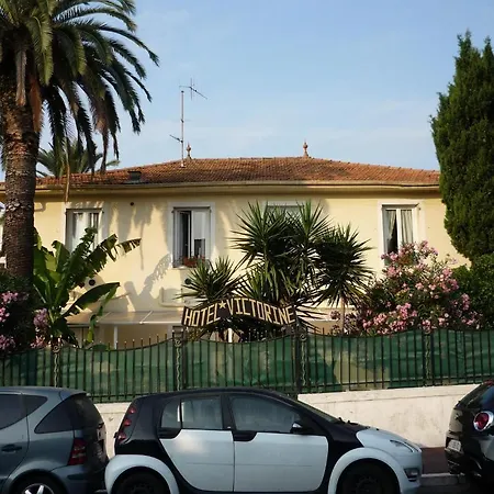 Logis Victorine Hotel